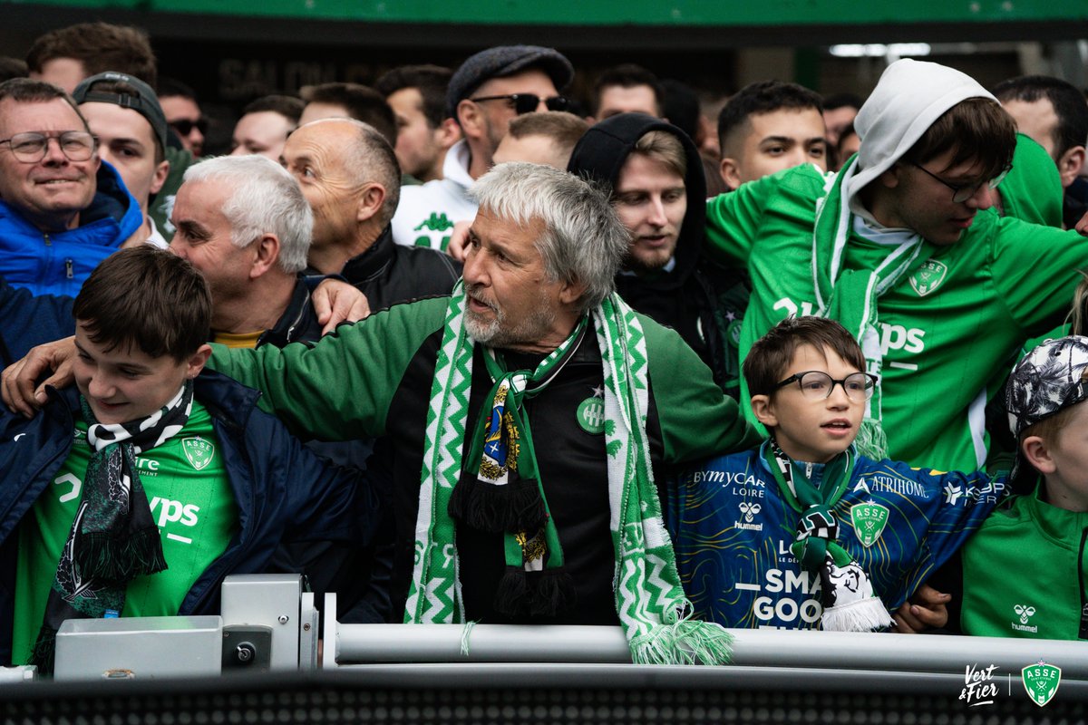 ASSEofficiel's tweet photo. Juste le Peuple Vert ! 🤗💚 https://t.co/wpU1tynVg5