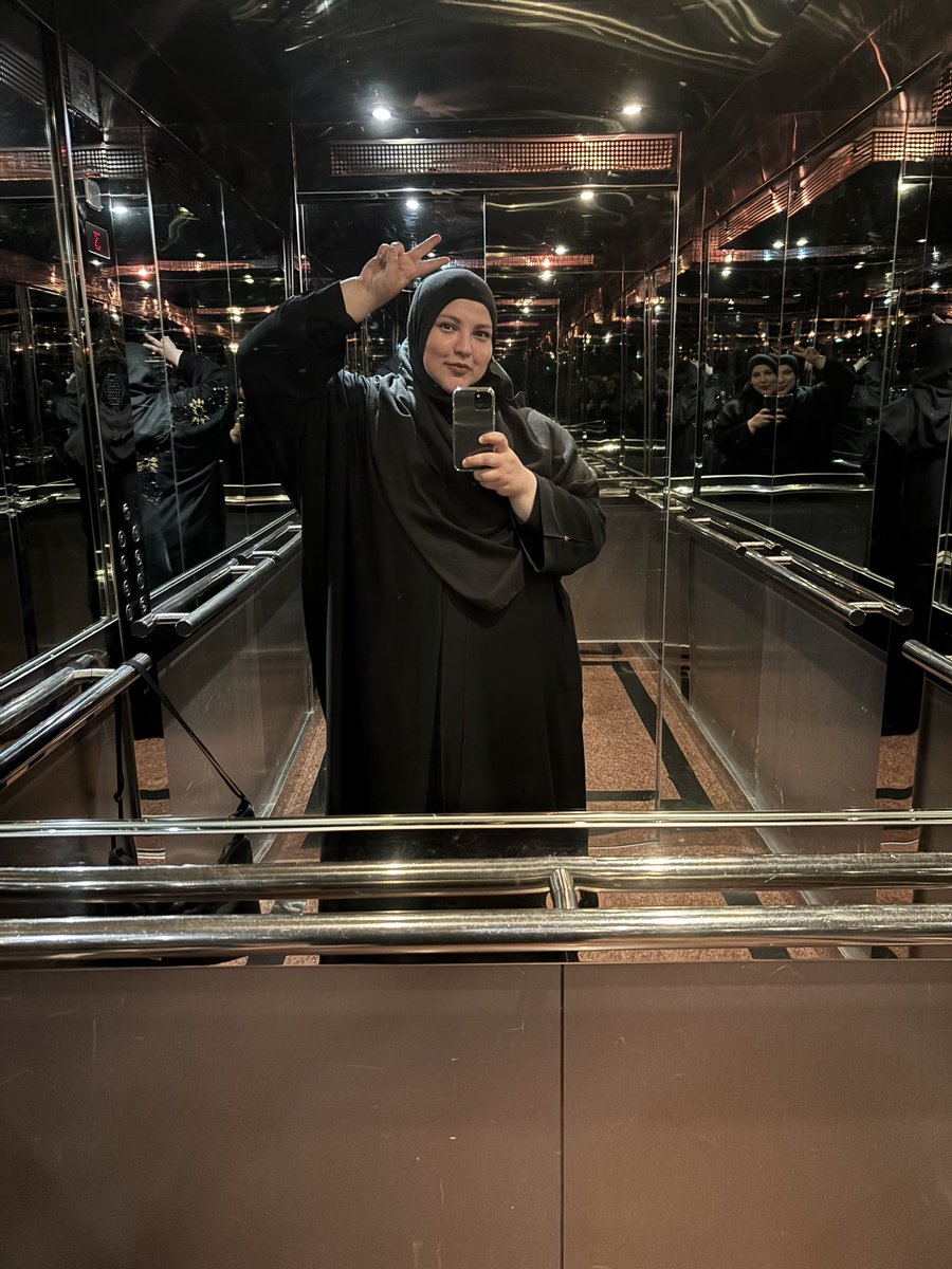 44 today 🎂🎈🥳

To age is a privilege and it’s one I am very very grateful for ❤️🙏