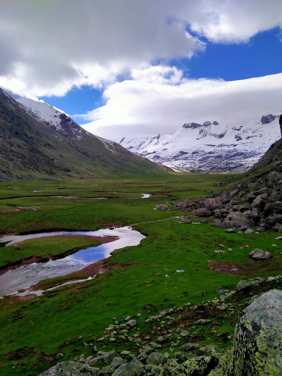 DaniJMR_'s tweet photo. El pirineo de Huesca es otro nivel 🤩 https://t.co/XfkexsEJ0c