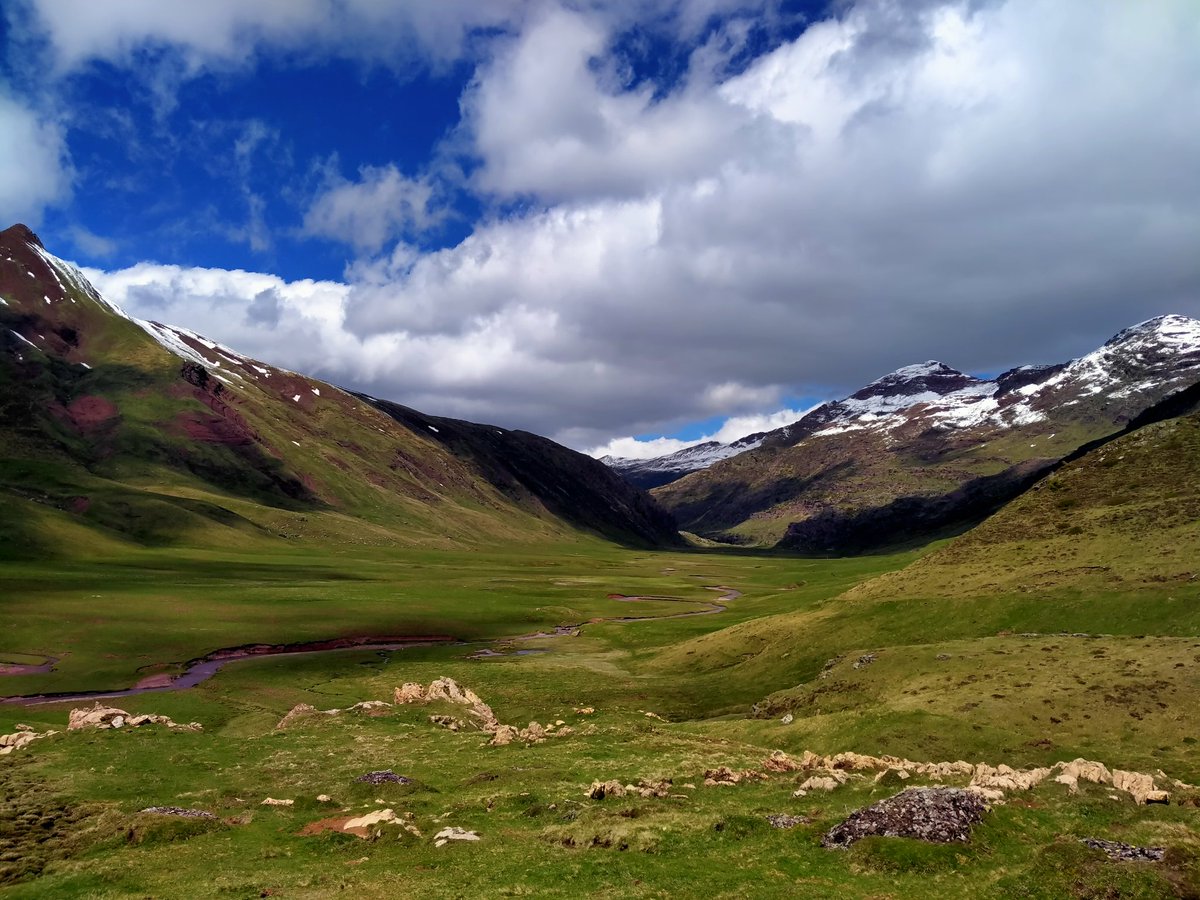 DaniJMR_'s tweet photo. El pirineo de Huesca es otro nivel 🤩 https://t.co/XfkexsEJ0c