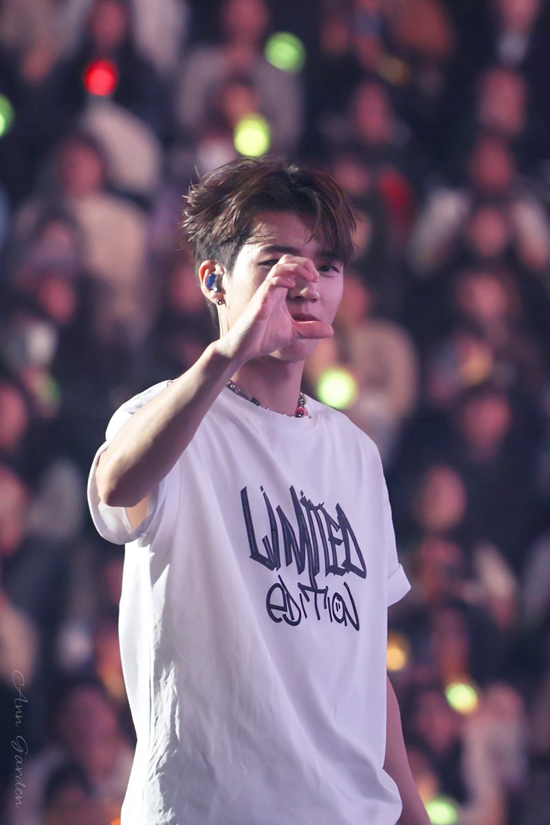 anngarden_wh's tweet photo. 250413 LIMITED EDITION ENCORE 막콘

(\_/)    💕
(  •-•)💕
/>💌

#남우현 #우현 
#NAMWOOHYUN #WOOHYUN
#인피니트 #INFINITE #리미티드에디션앙콘 #LimitedEditionEncore https://t.co/GYp9xotYod