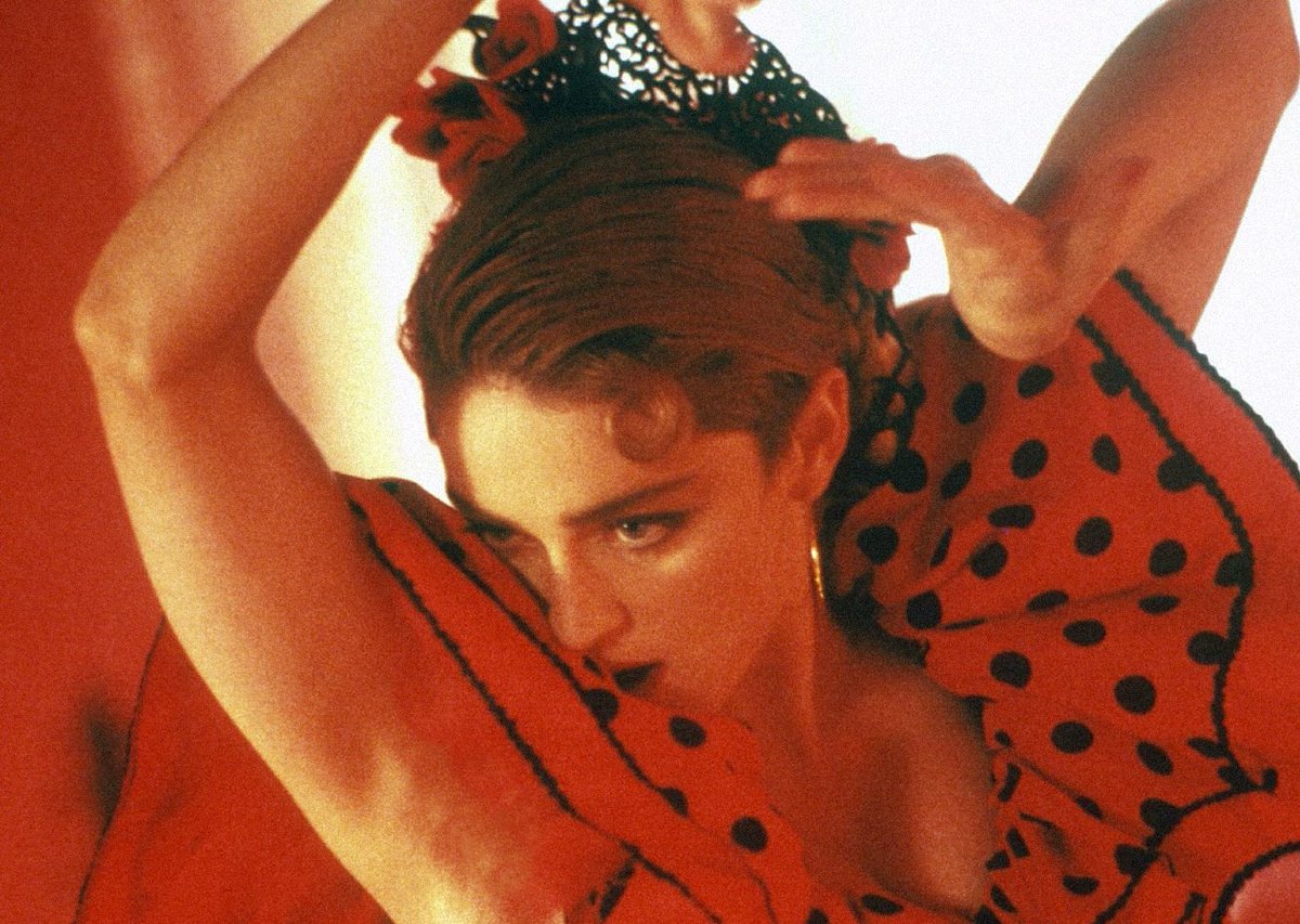 ‘La Isla Bonita’ by Madonna has surpassed 1 BILLION views on YouTube.

It becomes her first video to achieve this.