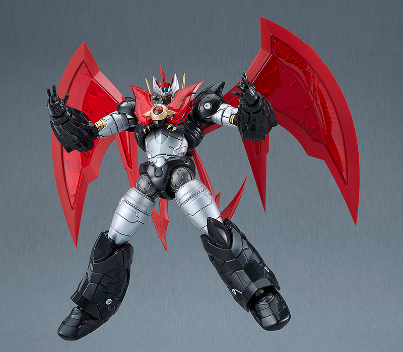 【#メカスマ 予約受付情報！】

#MODEROID マジンカイザー（再販）

「MODEROID #マジンカイザー」の
一部金型を改良し再リリースした、
2023年発売版仕様！

一部関節のポリキャップ化、
剣の柄先端のクリアパーツ化などの改良が施されています！

goodsmile.link/hBGko2
🗓️予約締切：5/14