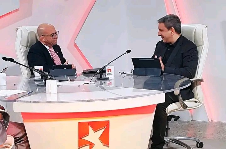 EspinosaDanis's tweet photo. El programa Mesa Redonda estuvo dedicado al Proceso de Ingreso a la #EducaciónSuperior. La Educación Superior en #Cuba dispondrá de más de 100 000 plazas en 113 carreras universitarias y 65 programas de ciclo corto para el curso 2025-2026 #SomosULT #UniversidadCubana #Capitulo30 https://t.co/n3IcEQ4eXb