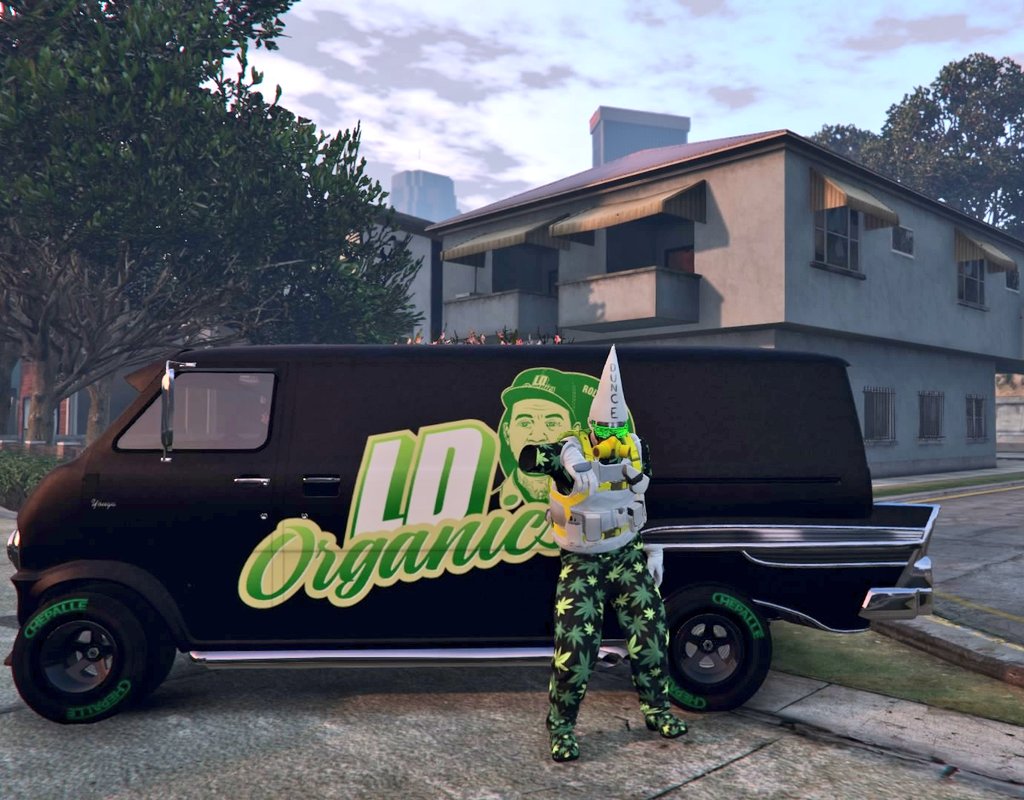 Mabbra666's tweet photo. Happy Ganja Week everyone! 🌿

#gta #gtaonline #420week https://t.co/LA7KiF5EuY