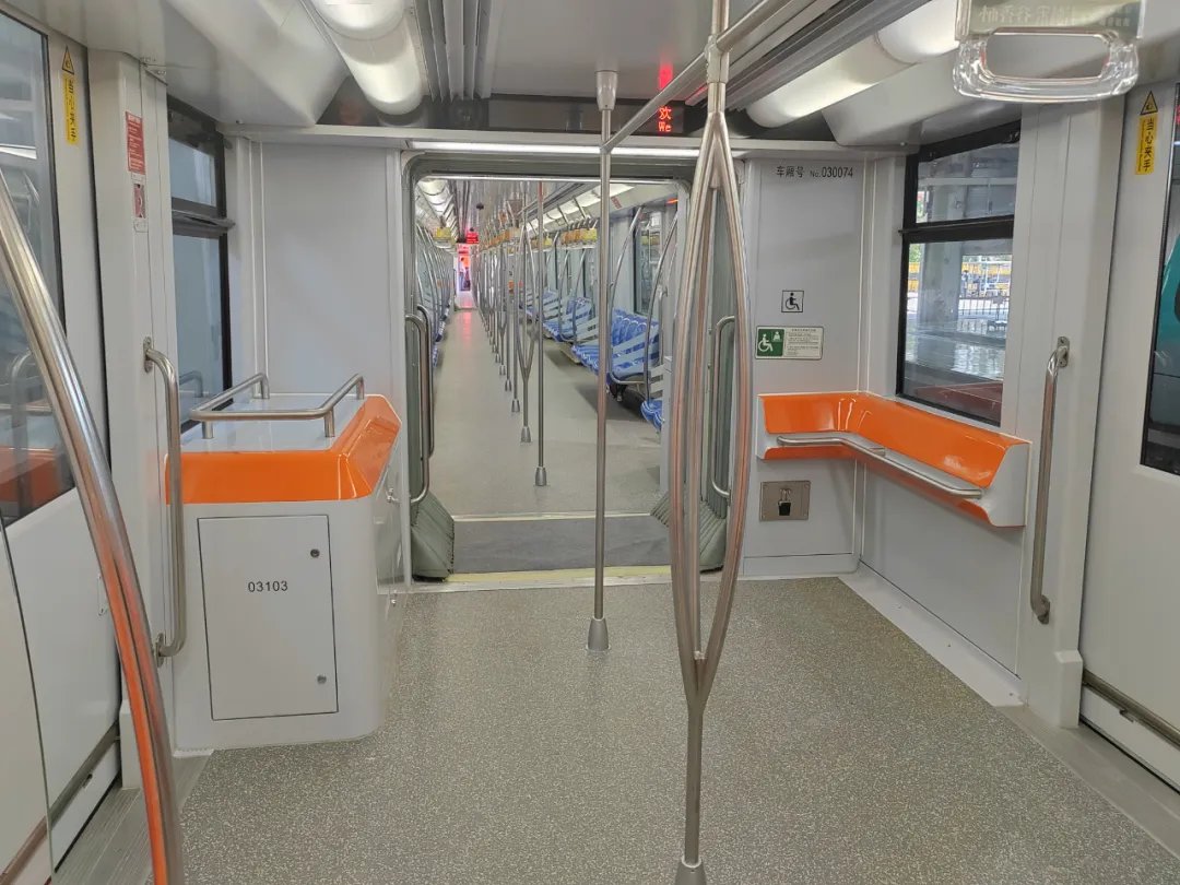JRUrbaneNetwork's tweet photo. CRRC Puzhen has successfully refurbished the 1st  old Shanghai Metro Line 3 03A01 series trains. The trains were built in as a CSR-Alstom JV in 2001-2004 and now have completely rebuilt interiors, LCD screens and fitted with VOCs in anticipation for resignalling of L3 to CBTC.... https://t.co/qxQLopNkuE