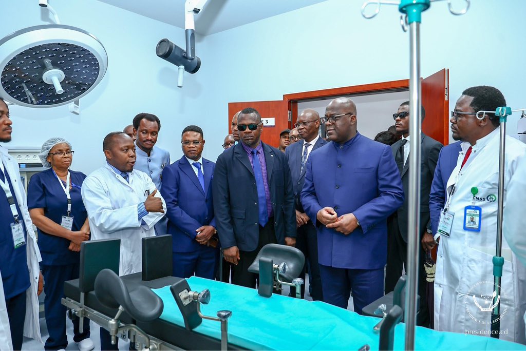 Diasporakatanga's tweet photo. le président Félix Antoine Tshisekedi Tshilombo a inauguré le Centre Hospitalier Tshisekedi Tshilombo #CHTT un nom qui met mal à l’aise nos frères katangais , ils préfèrent Centre Hospitalier #GabrielKyungu wa Kumwanza
Ancien gouverneur du Katanga
CHKK ! https://t.co/9FtZyKwGGV
