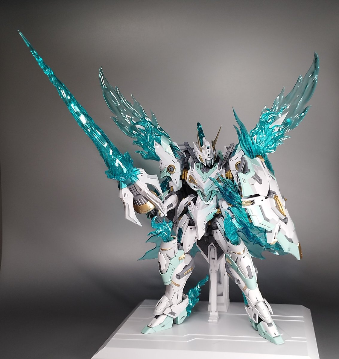 中華プラモデル SNAA 炎皇 そして全身にクリアエフェクトを装着し、槍