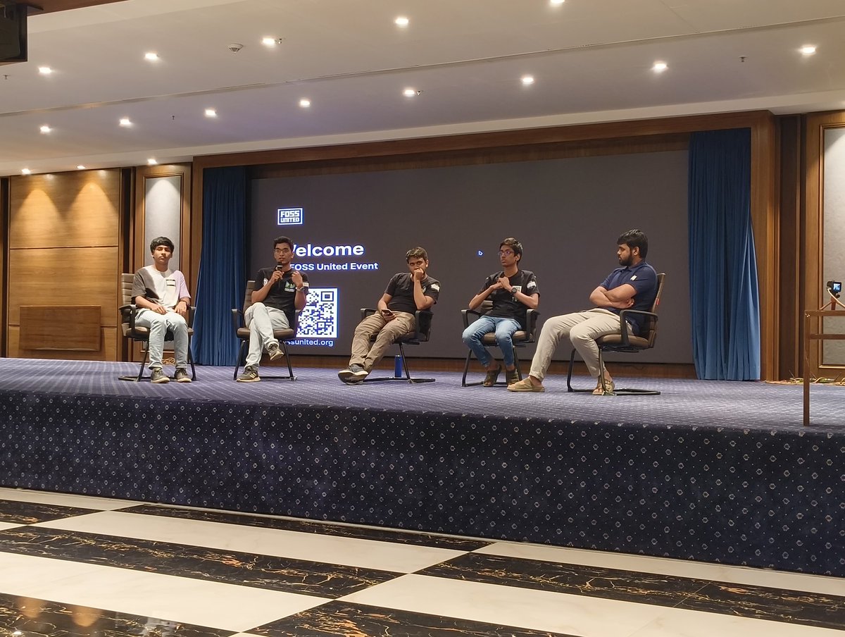 MumbaiFOSS's tweet image. We have started with Panel Discussion: OSS culture for the next generation of engineers - Arya, Safwan, Hari and Soham ππ