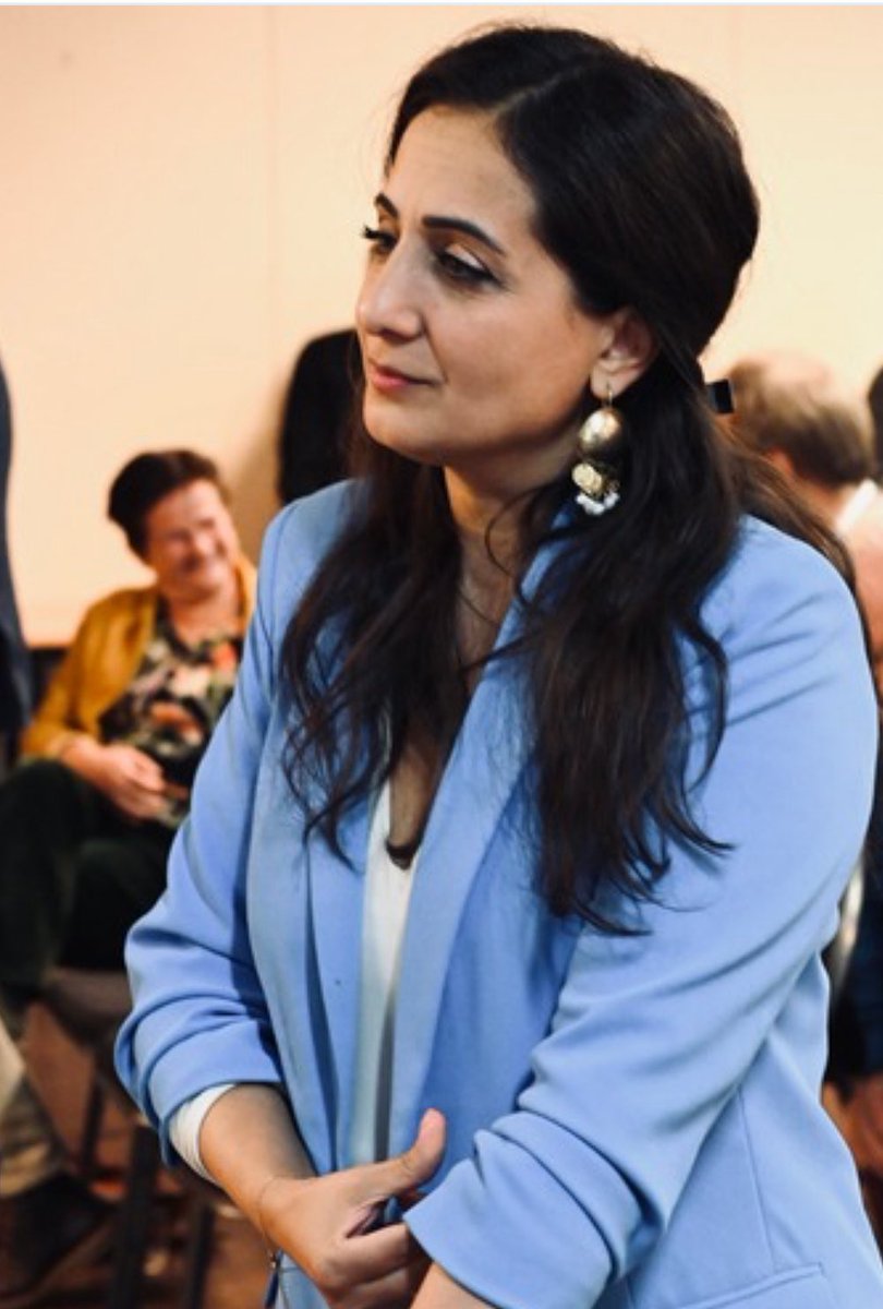 Onderweg naar Hilversum voor de live-opname van de podcast ‘Ik heb levenslang’ over de rechten van slachtoffers en nabestaanden. <a href="/pointer_kroncrv/">Pointer (KRO-NCRV)</a> Luister vanaf 14.00 uur mee: npo.nl/luister/podcas…”