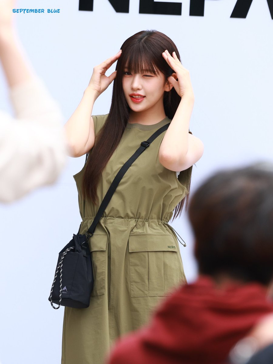 SeptemberBlue91's tweet image. 250419 네파 HD

#아이브  #IVE #안유진 #Anyujin #yujin #アンユジン #安宥真 #安兪真