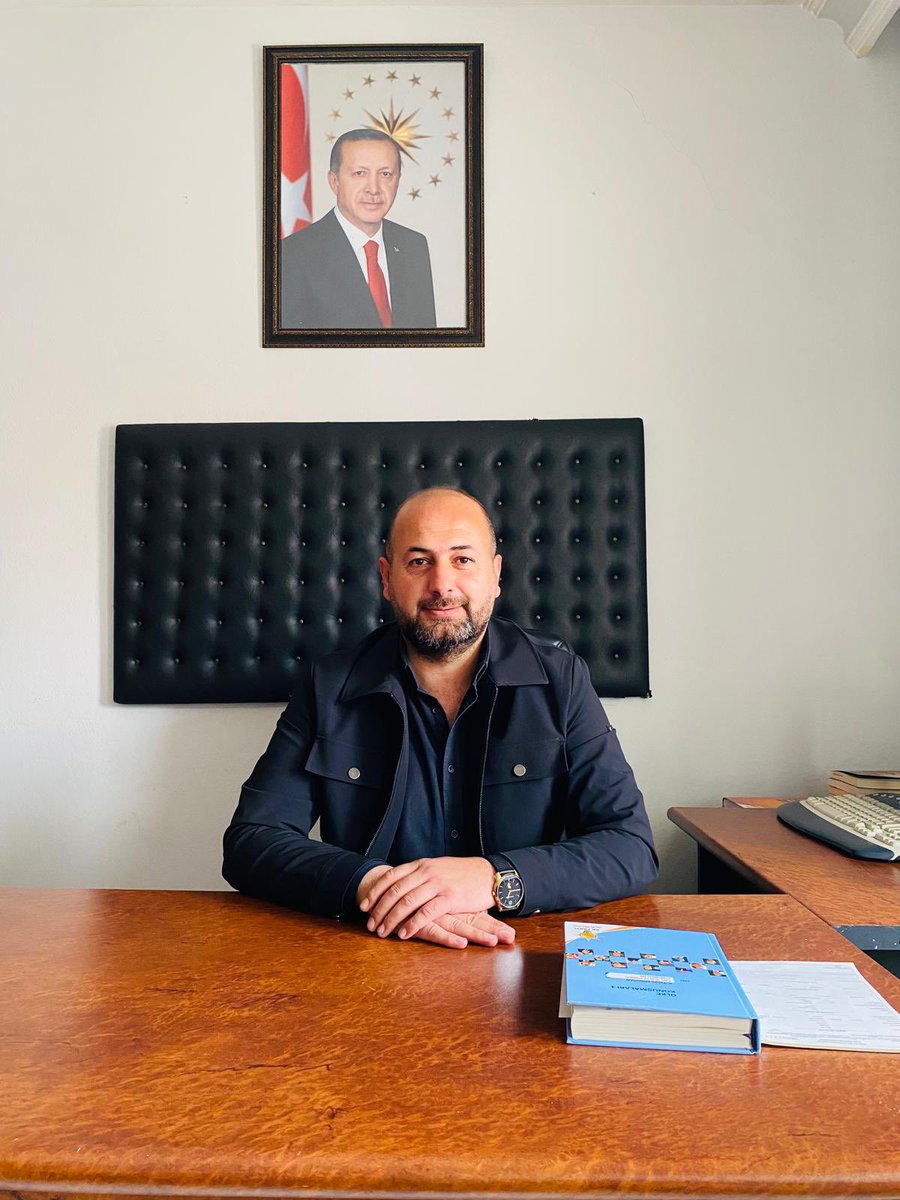 19.04.2025   AkParti Nevşehir Merkez ilçe
Nöbetçi Başkanlık Uygulamamızda
bugün Merkez ilçe Yönetim Kurulu Üyemiz 
Sami Demirses Misafirlerimizi  ağırlıyor..
#TürkiyeYüzyılı