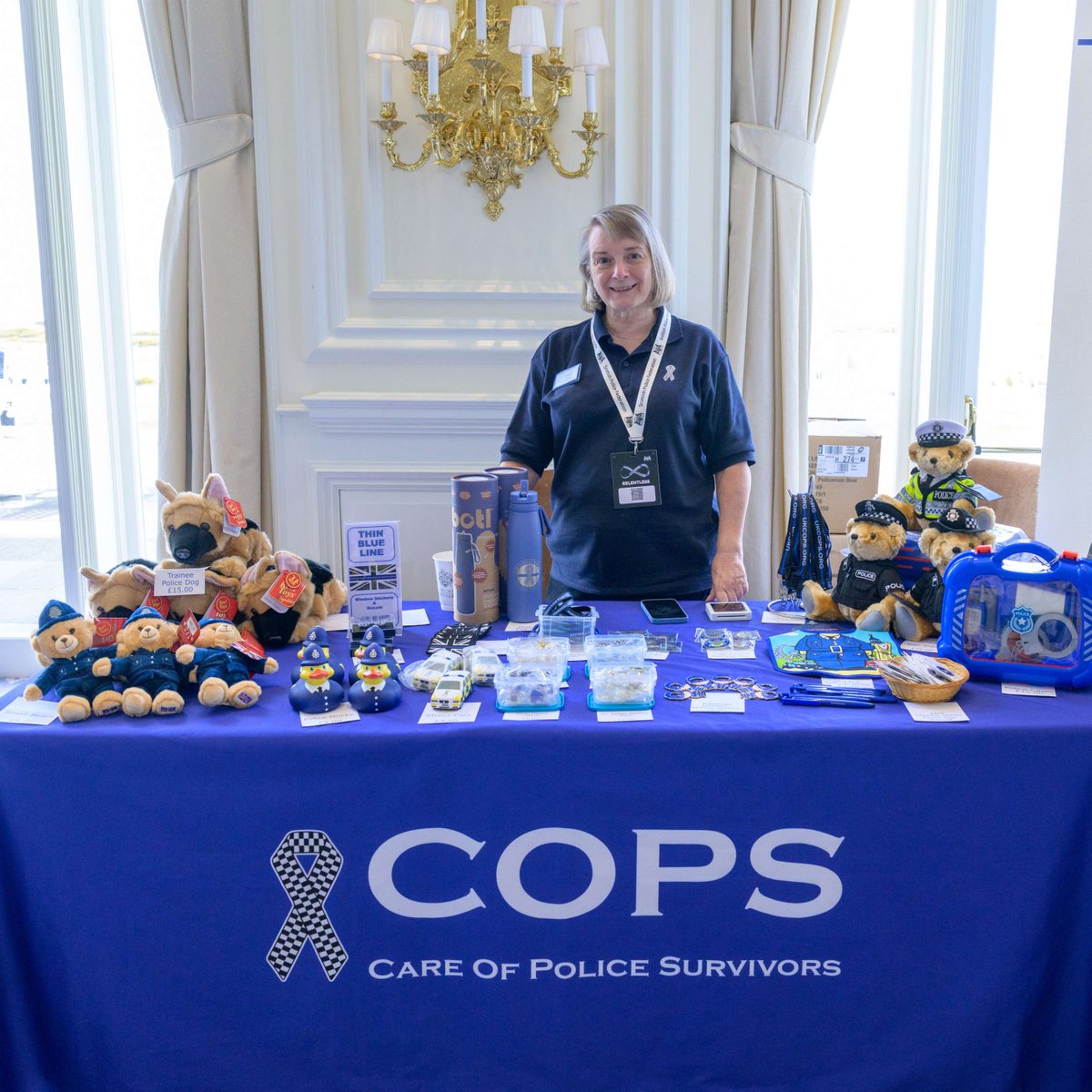 UK_COPS's tweet photo. A huge thank you to the Scottish Police Benevolent Fund @SPBF for their incredibly generous £2,000 donation to COPS 💙

Your support makes a real difference. Thank you! 

#COPS  #ThinBlueLine #ThankYou

📸 Sandy Young Photography https://t.co/ZJbIbLAb6y