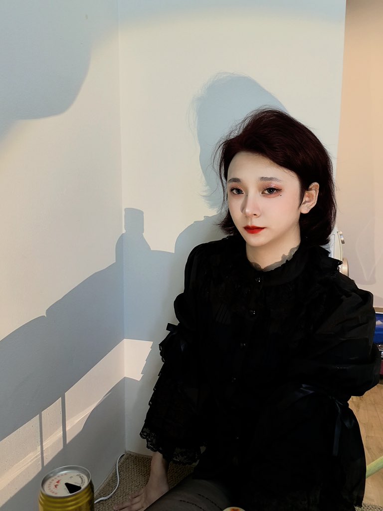 见面嘛   在有我的春天🌼
#伪娘 #cdts #小狗 #男娘肉便器 #广州伪娘 #雌堕 #sissy #ladyboy #femboy #甜妹 #反差