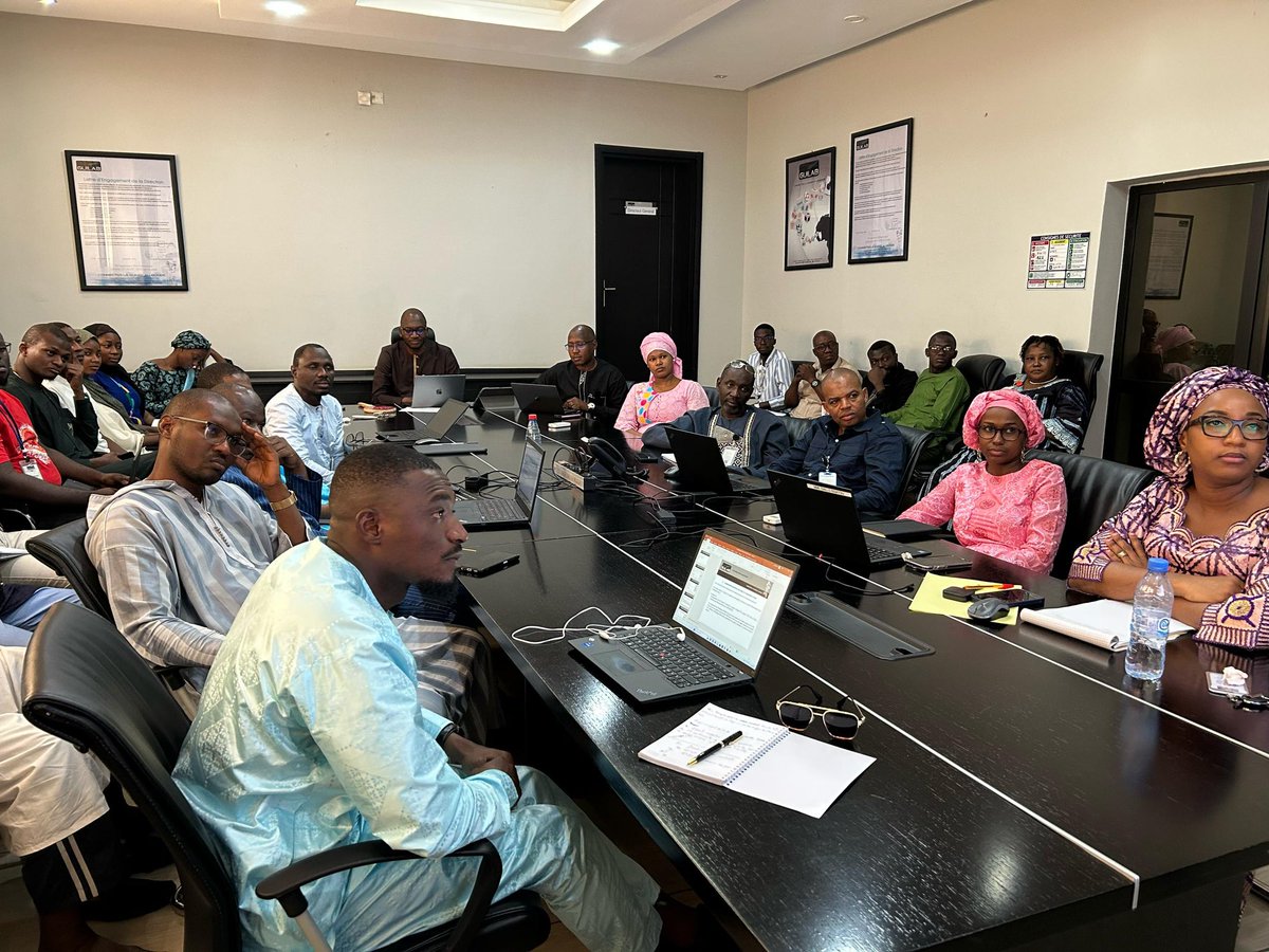 GuilabGN's tweet image. 𝐋𝐚 𝐆𝐔𝐈𝐋𝐀𝐁 𝐭𝐢𝐞𝐧𝐭 𝐬𝐨𝐧 𝐩𝐫𝐞𝐦𝐢𝐞𝐫 𝐒𝐭𝐚𝐟𝐟 𝐌𝐞𝐞𝐭𝐢𝐧𝐠 𝐝𝐞 𝐥’𝐚𝐧𝐧𝐞́𝐞 𝟐𝟎𝟐𝟓

𝐂𝐨𝐧𝐚𝐤𝐫𝐲, 𝐥𝐞 𝟏𝟖 𝐚𝐯𝐫𝐢𝐥 𝟐𝟎𝟐𝟓

#guilab
#laguineennedelargebande
#connecterlaguineeetlemonde
#staffmeeting2025
linkedin.com/company/guilab…
facebook.com/share/1AYL3cex…