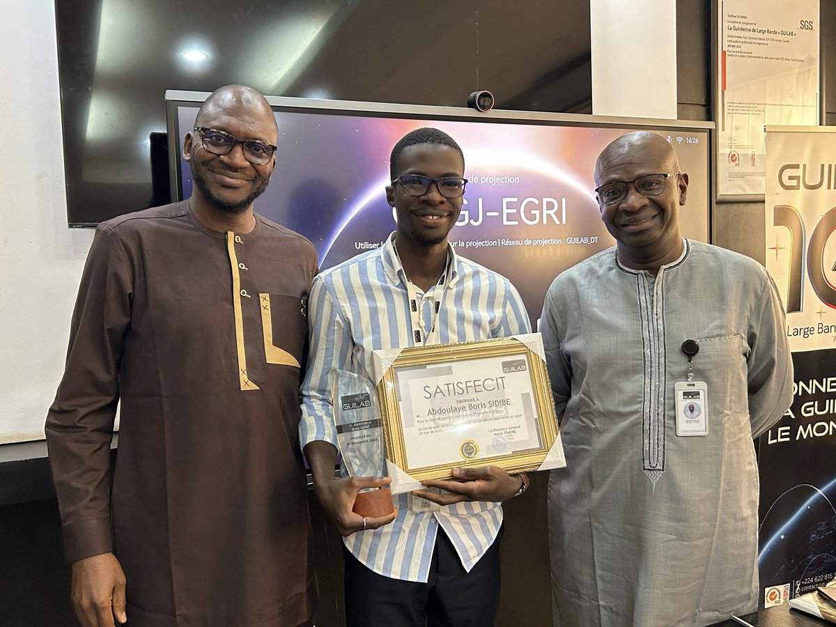 GuilabGN's tweet image. 𝐋𝐚 𝐆𝐔𝐈𝐋𝐀𝐁 𝐭𝐢𝐞𝐧𝐭 𝐬𝐨𝐧 𝐩𝐫𝐞𝐦𝐢𝐞𝐫 𝐒𝐭𝐚𝐟𝐟 𝐌𝐞𝐞𝐭𝐢𝐧𝐠 𝐝𝐞 𝐥’𝐚𝐧𝐧𝐞́𝐞 𝟐𝟎𝟐𝟓

𝐂𝐨𝐧𝐚𝐤𝐫𝐲, 𝐥𝐞 𝟏𝟖 𝐚𝐯𝐫𝐢𝐥 𝟐𝟎𝟐𝟓

#guilab
#laguineennedelargebande
#connecterlaguineeetlemonde
#staffmeeting2025
linkedin.com/company/guilab…
facebook.com/share/1AYL3cex…