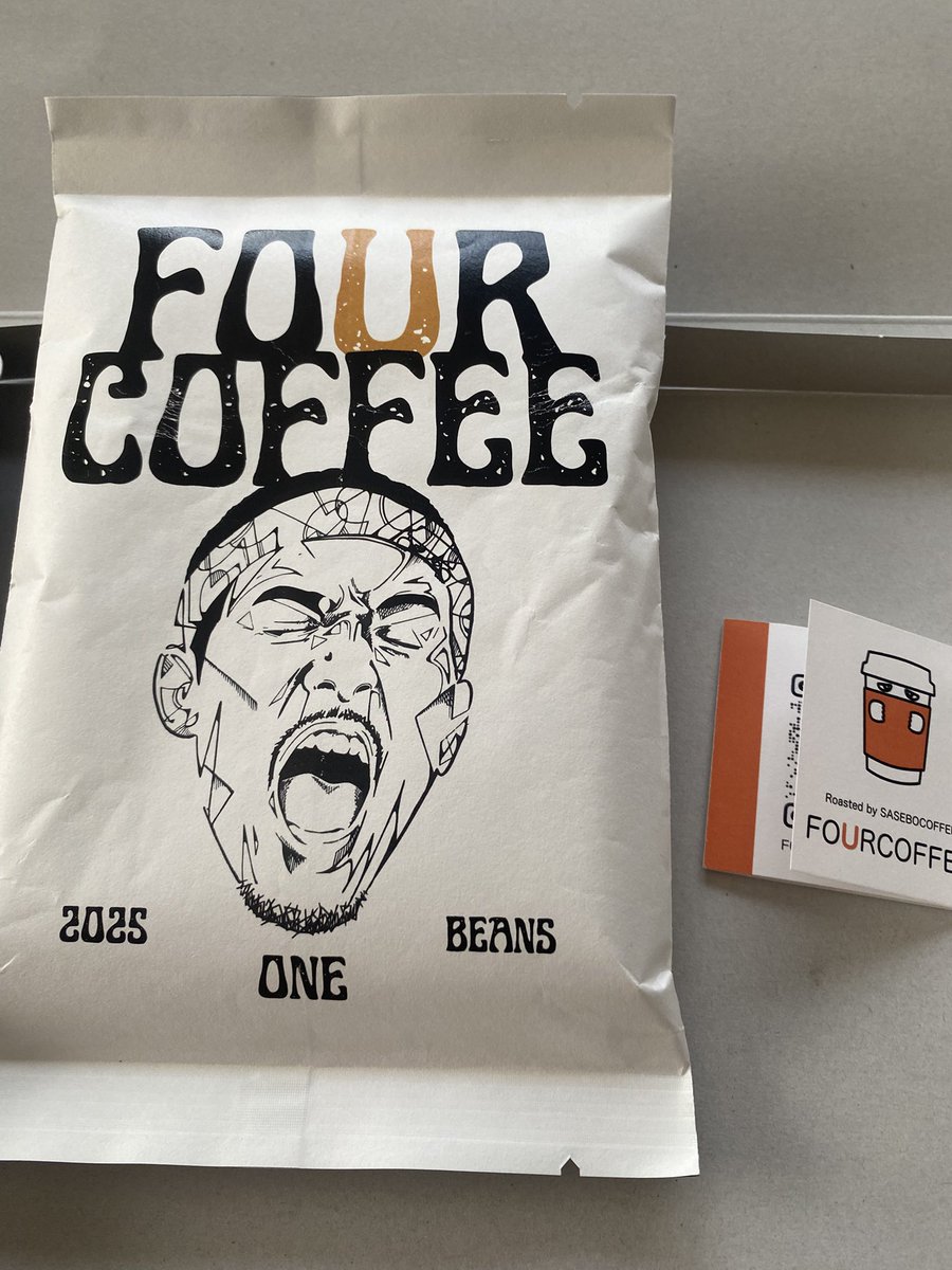brabra_blanc's tweet photo. 先日の #DREAMMUG さん冠の試合の際に当選したギフト券を使用して購入した #FOURCOFFEE のコーヒーが今日届きました。
早速フレンチプレスで飲みました。
昨日焙煎で、超新鮮。
美味しくいただきました^ ^
#狩俣昌也
#長崎ヴェルカ https://t.co/oIgnVW15xR