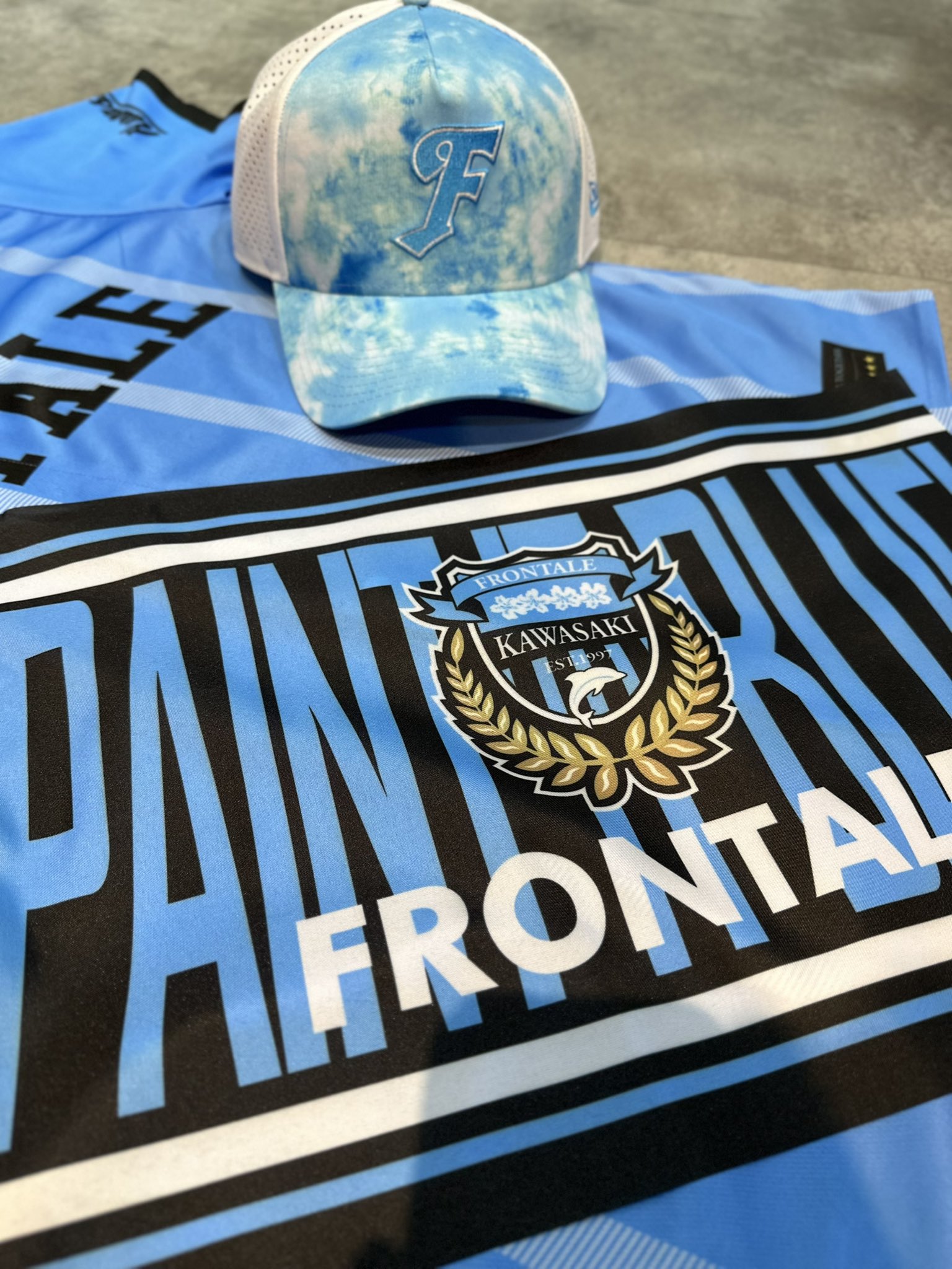 ヴェルディ川崎 選手25名+他2名 直筆サイン入り 応援旗 フラッグ ヴェルディ川崎 応援フラッグ 旗 当時物の通販 by Tmk's shop