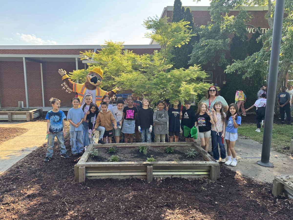 Emanuel Torralba (@emanueltorralba) on Twitter photo We loved having Wattson from <a href="/CobbEMCEdu/">Cobb EMC Education</a> at <a href="/Acworth_ES/">Acworth Elementary</a>! He helped our Warriors beautify our school garden and the students loved him!
Thank you for the continuous support, <a href="/CobbEMCEdu/">Cobb EMC Education</a>! 🧡💙🧡 We loved having Wattson from <a href="/CobbEMCEdu/">Cobb EMC Education</a> at <a href="/Acworth_ES/">Acworth Elementary</a>! He helped our Warriors beautify our school garden and the students loved him!
Thank you for the continuous support, <a href="/CobbEMCEdu/">Cobb EMC Education</a>! 🧡💙🧡