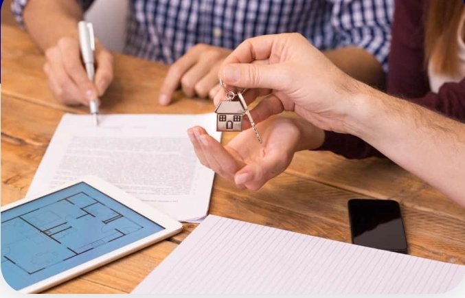 EvaPatrimoine's tweet photo. Vous souhaitez acheter un logement ? Vous commencez donc tout naturellement par déterminer votre capacité d’emprunt immobilier. Pour autant cela ne suffit pas, car dans la réalité il y a des frais d’achat. https://t.co/IxH9sFWMUm https://t.co/y8ADN05yXh