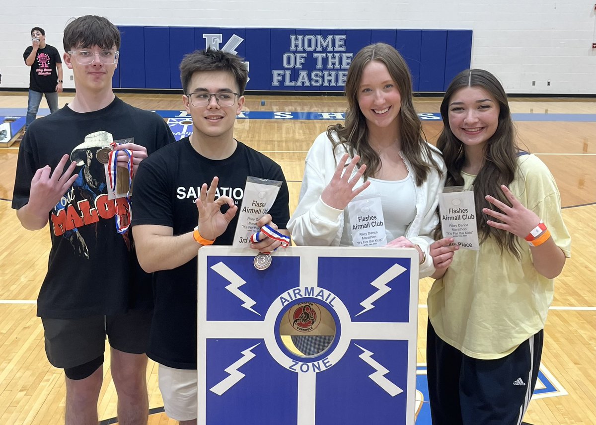 Flashes Airmail Club tweet media