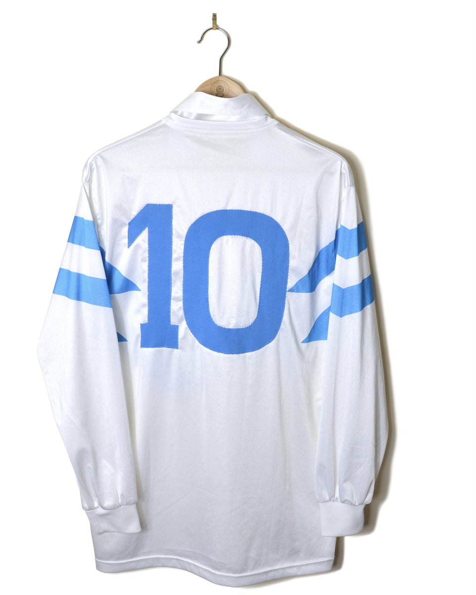 🇮🇹 SSC Napoli 1989-90 Away | By Ennerre

👕 no.10 Diego Maradona | 🍫 MARS 

retrofootballshirtstore.com/latest-arrivals