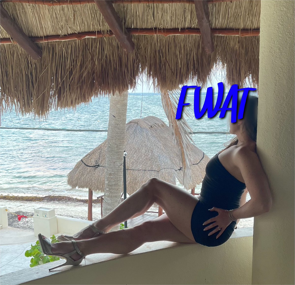 Friends With A Twist 🍍 tweet media