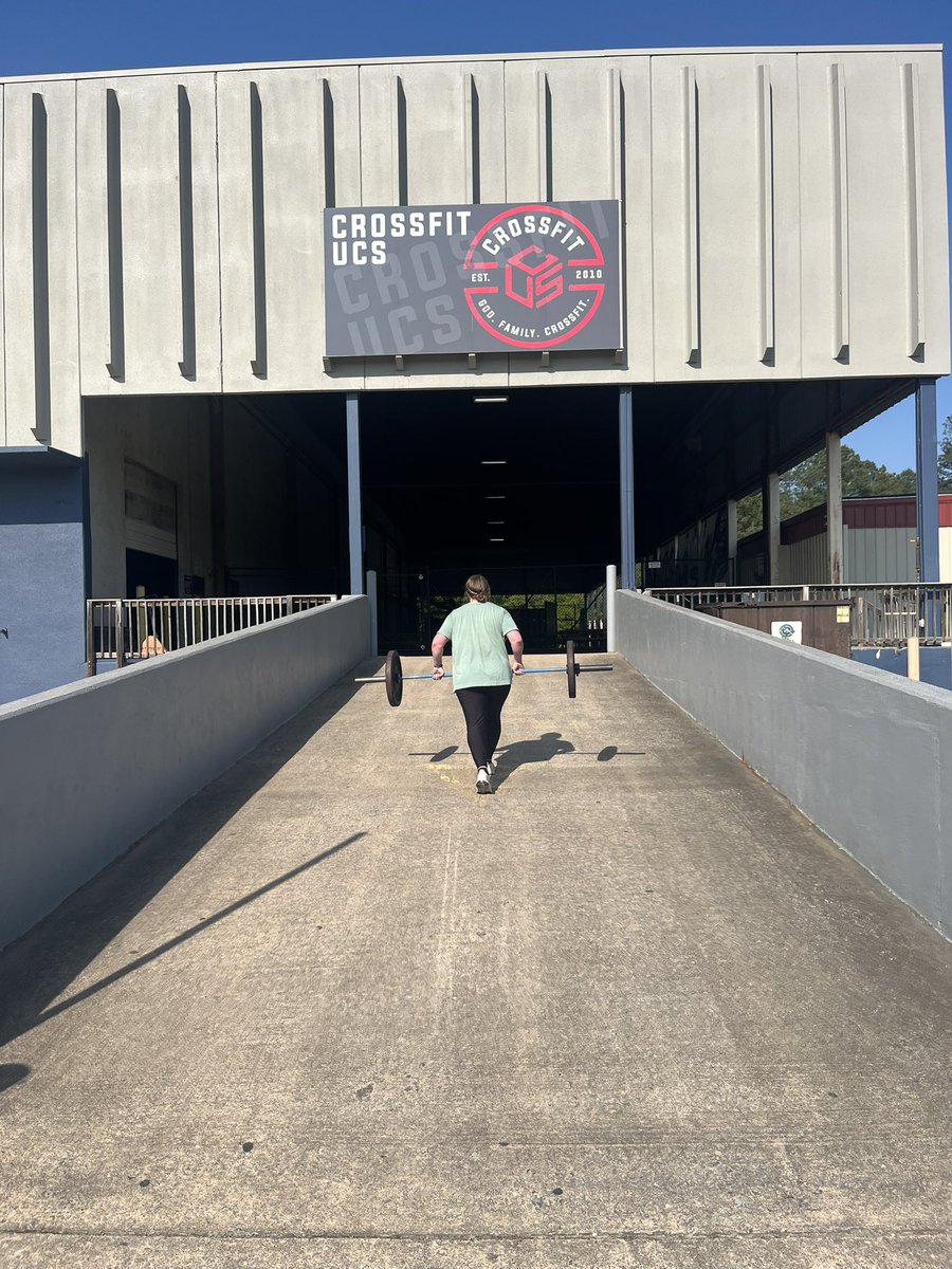 arringtontim10's tweet photo. Each year on Good Friday we do this workout at @CrossFitUCS - the Passion workout. 
One of the heaviest workouts. Not that the bar is heavy, it is what it reminds us of. It points us and makes us think about what He did for us. Happy Easter Team. https://t.co/DvQ6mNRZgS