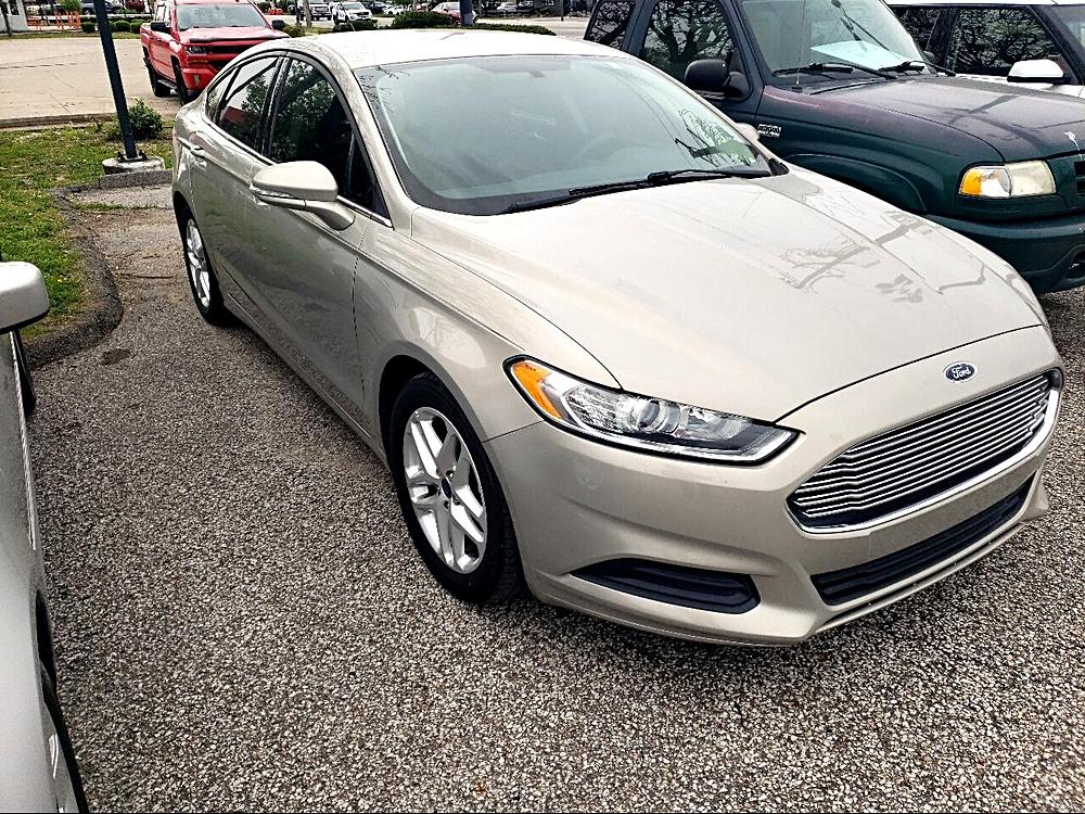 4thstreetauto's tweet photo. 2015 Ford Fusion $10,995 https://t.co/JaJk5YuWug