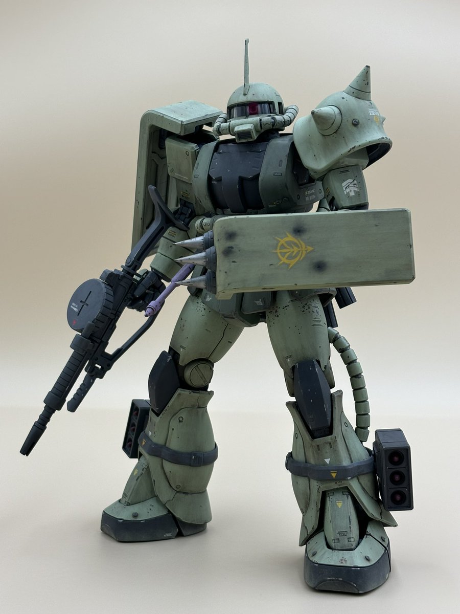sou_evo's tweet photo. #同じプラモを何体も作るやつは病気
MG ザクver2は、良い物だ！ https://t.co/H7401tKwII