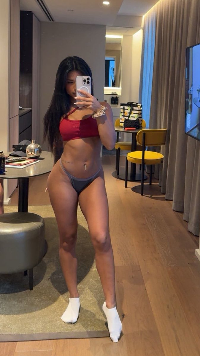 Tiakabir's tweet photo. Quads 👅 https://t.co/g4Ds7wdlJ3