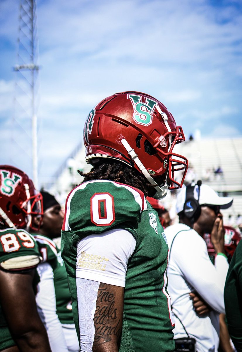 PeteNakos's tweet photo. Mississippi Valley State tight end Jaxson Davis is entering the transfer portal, his agent @ZCardenez tells @on3. 

The 6-5, 215-pound TE is a former FCS Freshman All-American with 772 career receiving yards and 4 TDs on 66 career catches. Has two years of eligibility remaining.  

https://t.co/5CsyRt8aEG