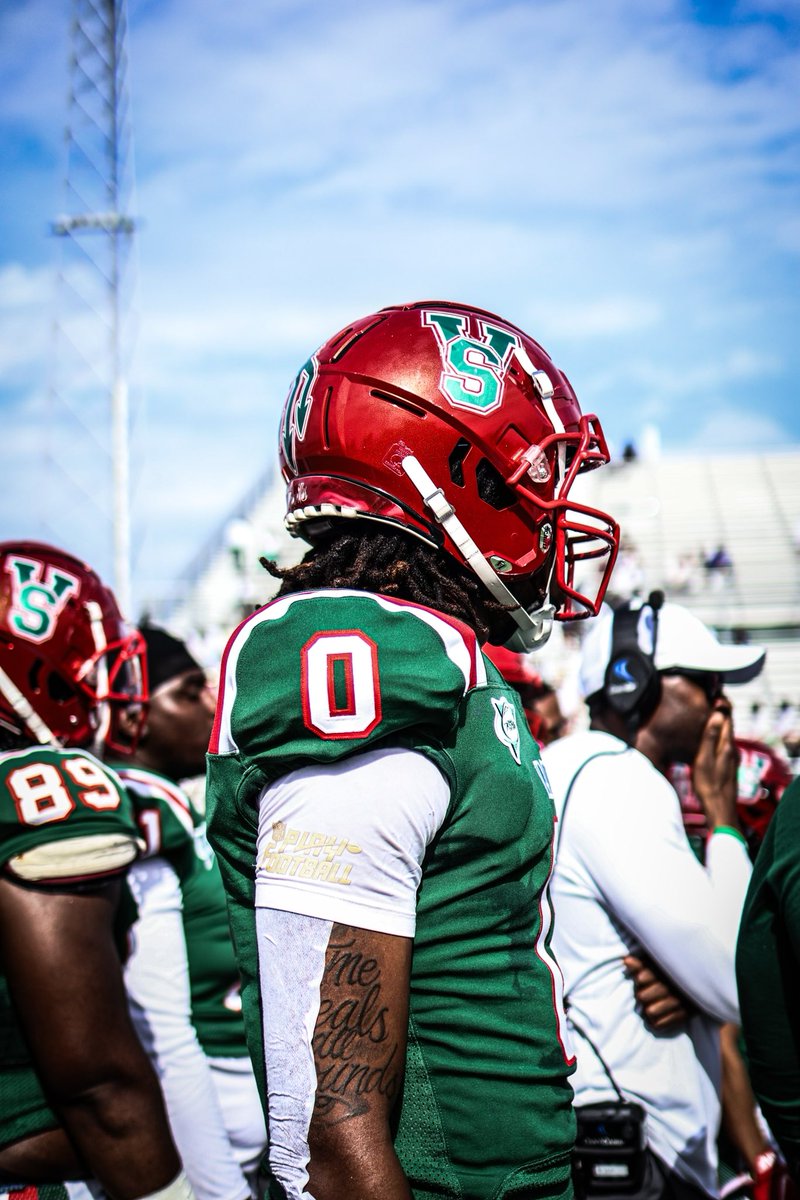 mzenitz's tweet photo. Mississippi Valley State tight end Jaxson Davis is entering the transfer portal, his agent @ZCardenez tells @CBSSports/@247Sports.

The 6-foot-5, 215-pound Davis was an FCS Freshman All-American in 2023 and posted 66 catches the last two years. Has two years of eligibility left. https://t.co/4hHs8rWxzX