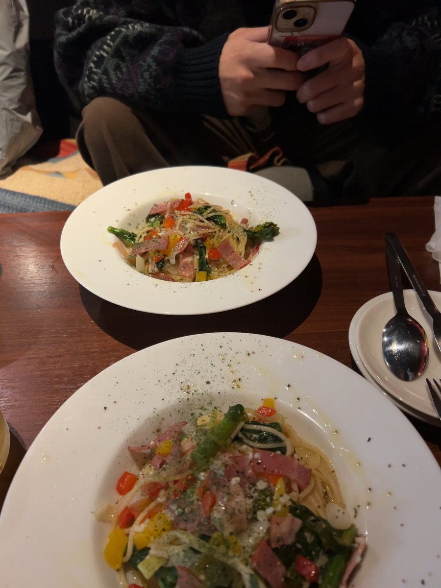 nyle70163724's tweet photo. れさくくんとデート♡ https://t.co/C9pyrwEAgV