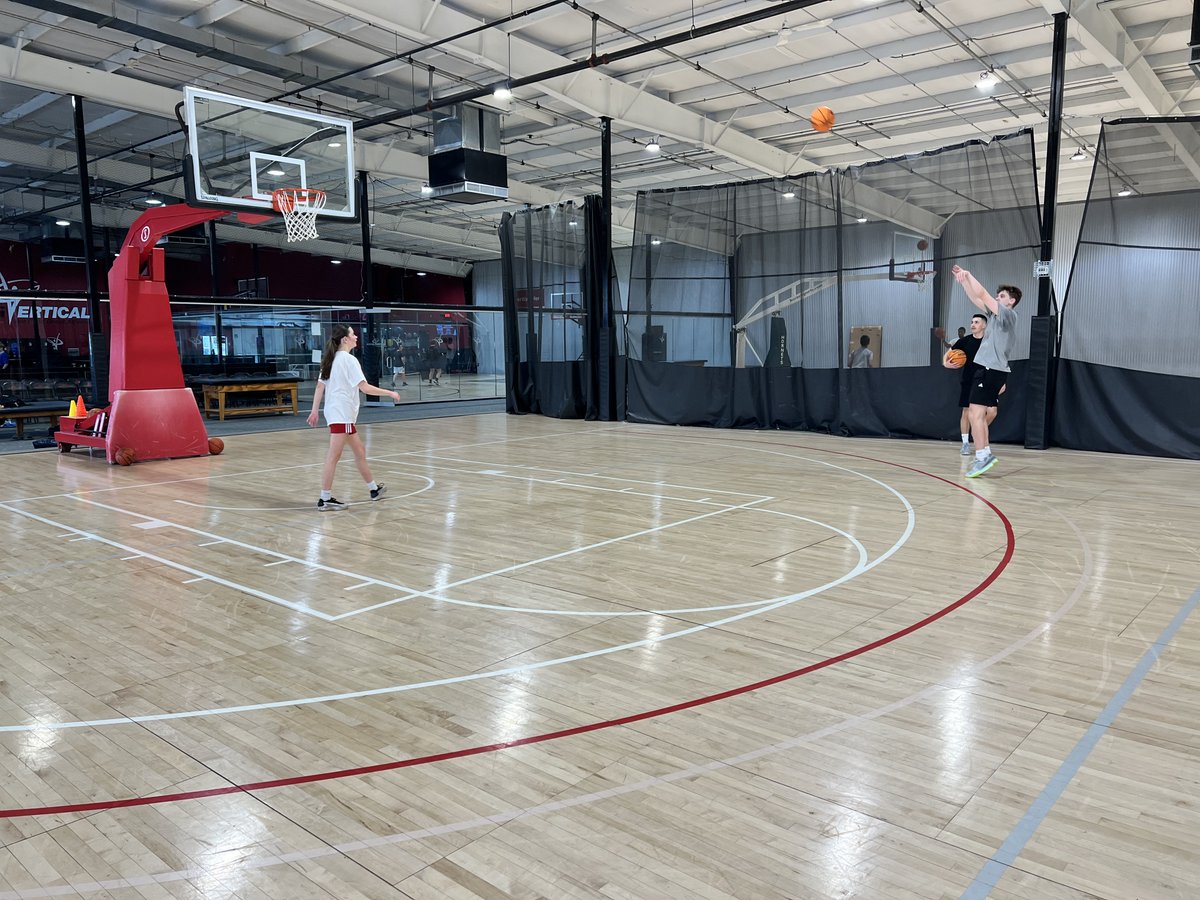 You will never reach your full potential if you continue to worry about the things you can’t control.

✅ Block out the noise
✅ Trust your WORK

#GrowthMindset #TTP 🏀📈