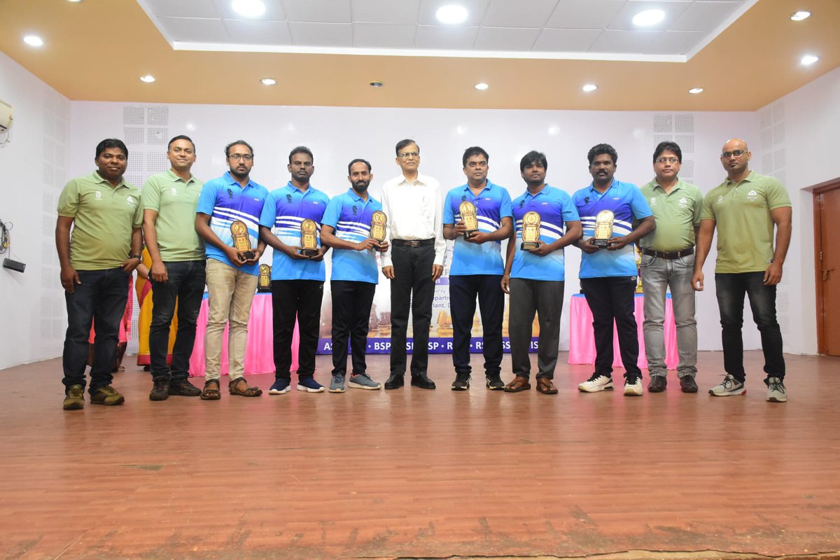 RINL_VSP's tweet photo. #RINL Chess Team Secured 3rd place #SPSB Chess Championship 2024-25 https://t.co/v0MUQA60Ix