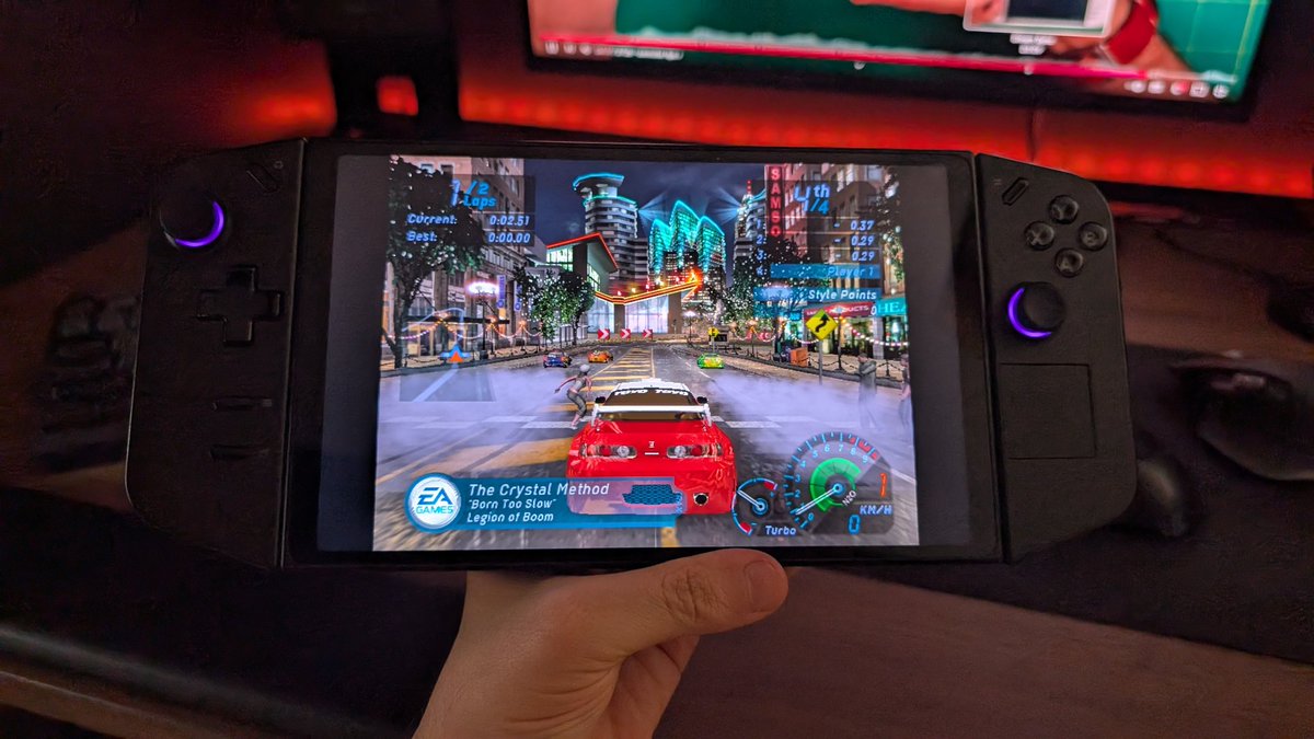 Czujny's tweet image. Mazda MX-5 czy Honda Civic? #Retrodeck #SteamOS