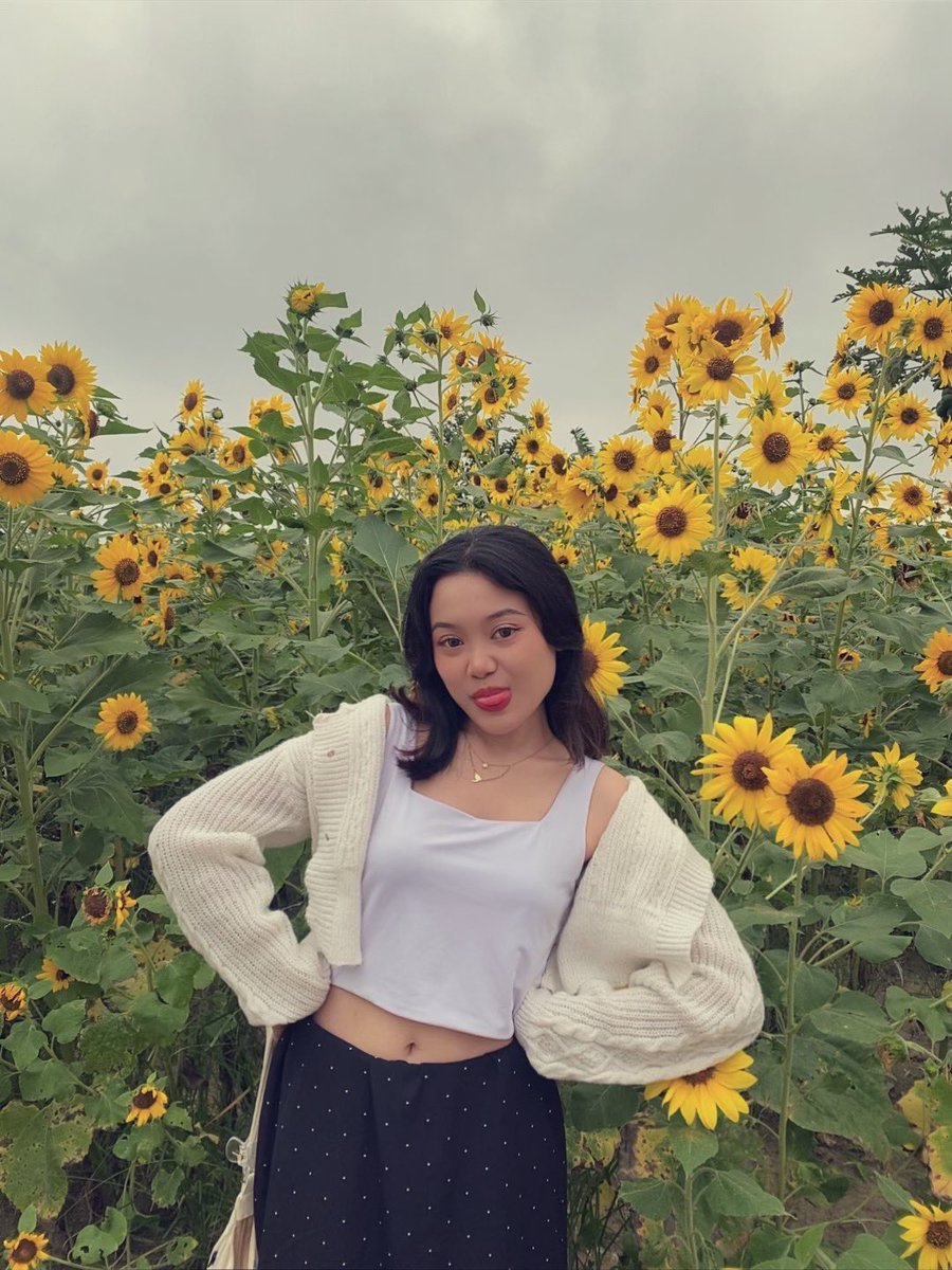 strwbbiezZ's tweet photo. warga x saw it first🧚🏻‍♀️🌻💫 https://t.co/ST0Dpmu89l