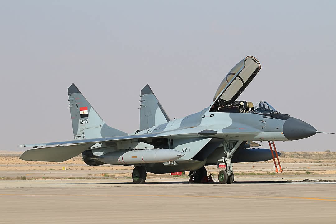 Kellar999's tweet image. A great pic for #Egyptian Air Force #MiG29 M/M2