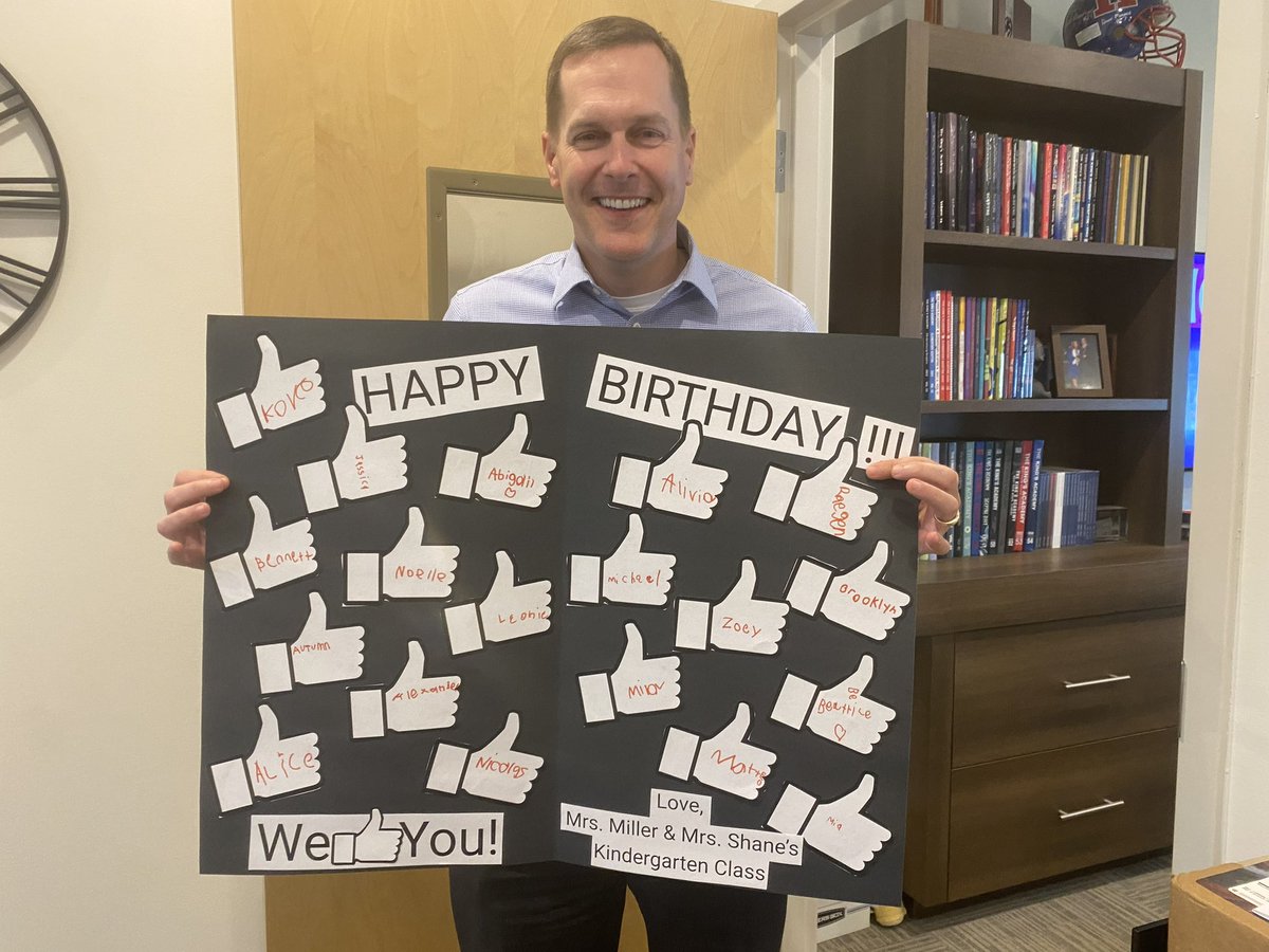 TKAPres's tweet photo. Many thanks to our awesome @TKAWPB kindergarteners for coming by my office this week! #TKAelementary rocks!
Fun Fact: Five year olds love YouTube play buttons and @TKALions championship rings! https://t.co/ELkZ9vZtRG
