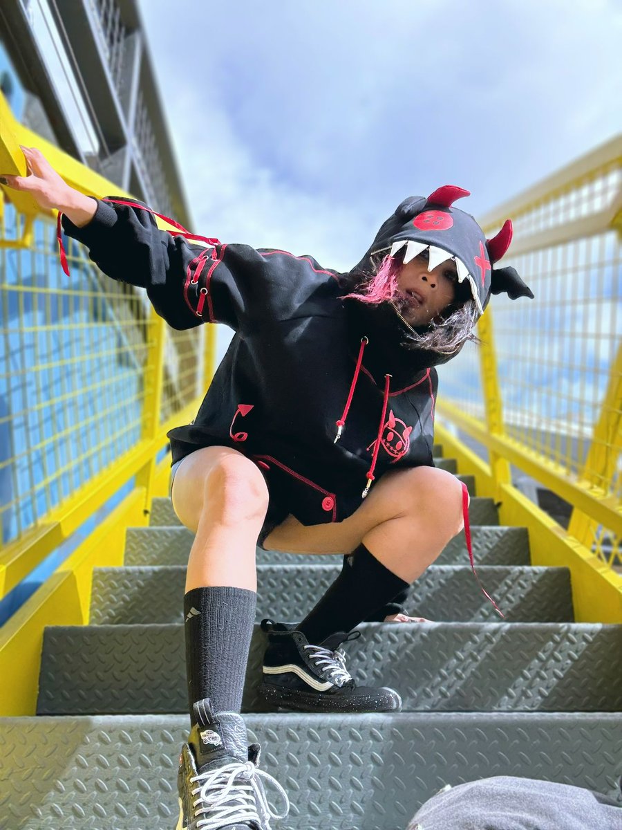 kidd bandit (@kiddbanditpro) on Twitter photo big fight day today! 
also retweets and quote tweets will get a follow back. 
make noiiiiise! 
use these - 
#summonkiddbandit
#effybgbx big fight day today! 
also retweets and quote tweets will get a follow back. 
make noiiiiise! 
use these - 
#summonkiddbandit
#effybgbx