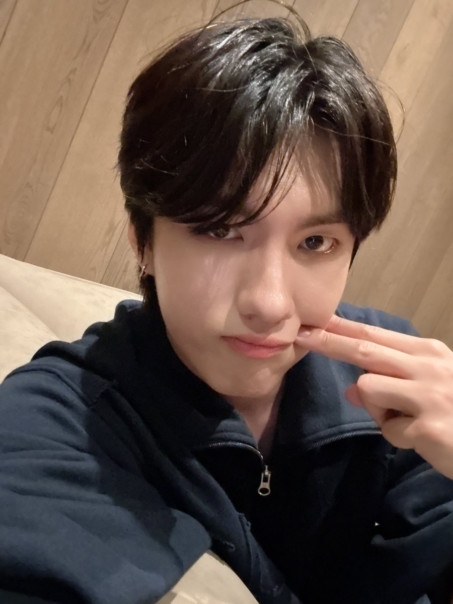 TRENDZ_OFFCL's tweet photo. [#조한국]

모찌리도후🫠

#FROM_TRENDZ #TO_FRIENDZ #TRENDZ #트렌드지 https://t.co/kZW6ab1TBi