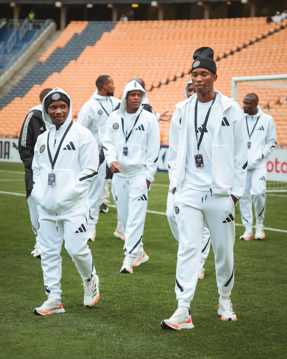 orlandopirates's tweet photo. Calm before the 🌪️

⚫⚪🔴⭐
#OrlandoPirates
#OnceAlways https://t.co/NZyvQVt5gK