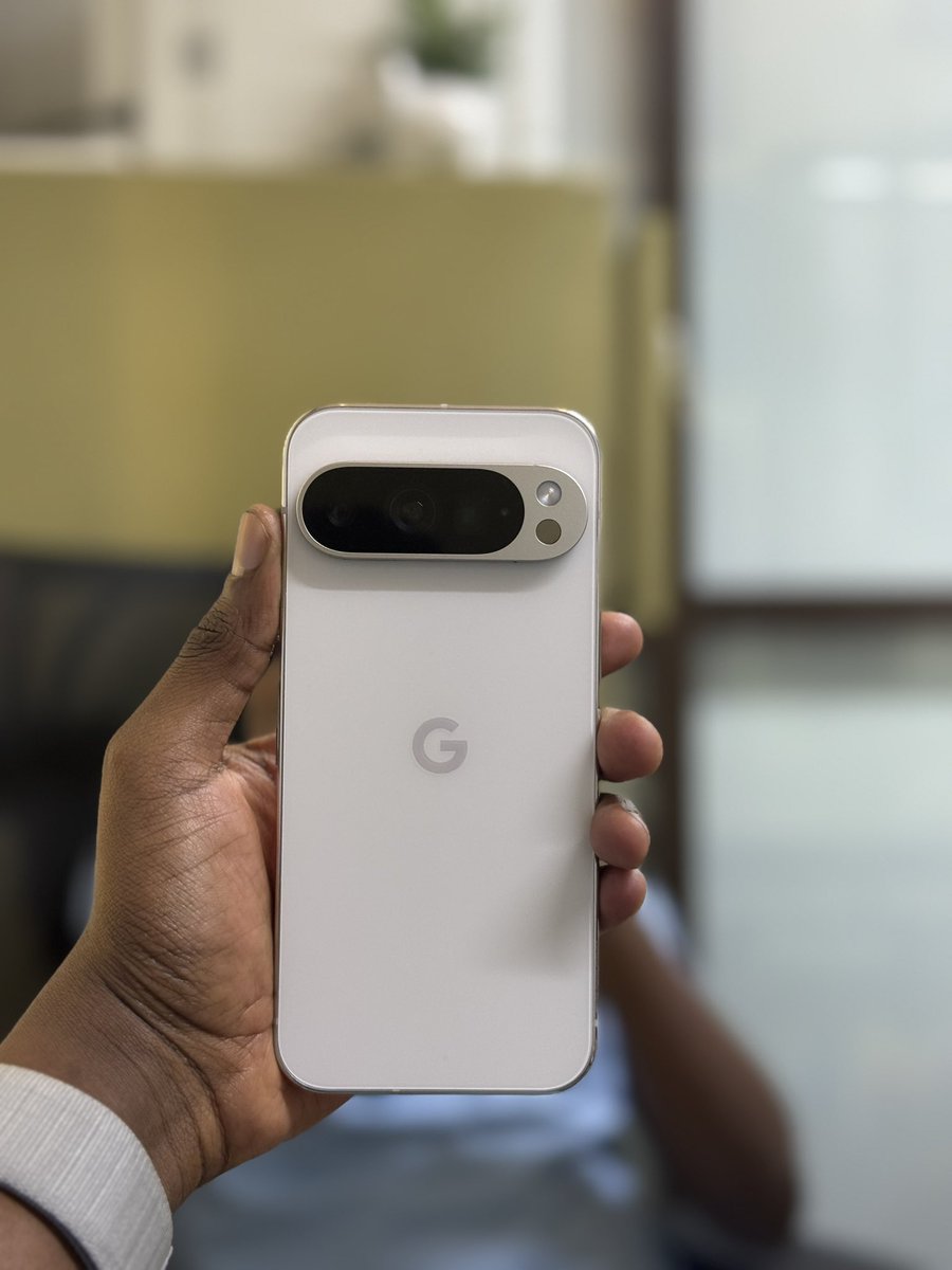 Ricky_customs's tweet photo. Pre-owned Google Pixel 9 Pro
Porcelain 
256GB
Excellent condition
USA 🇺🇸 Model
Free Spigen Cover upon Purchase 
Free delivery countrywide ✅
Kes.85,000 https://t.co/GQkHAo61Ut