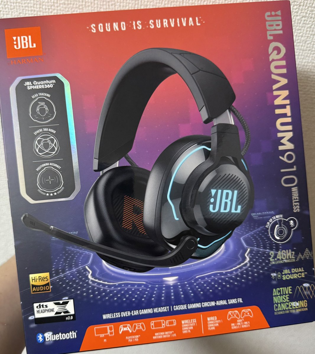 Harimaximum's tweet photo. ゲーミングヘッドセット、トドキマシタワー✨
#JBL #QUANTUM910 https://t.co/p5RqTsyJHz