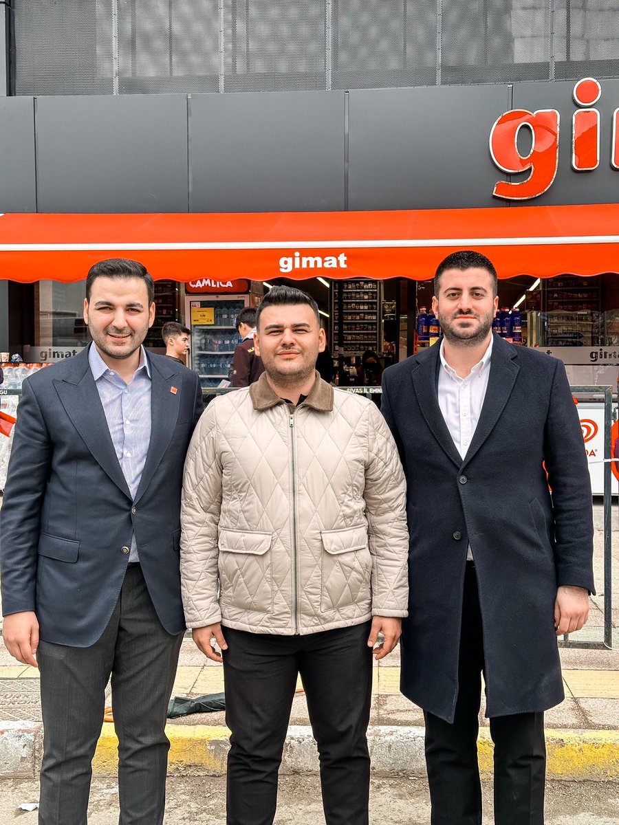 Porno kastingni tomosha qiling