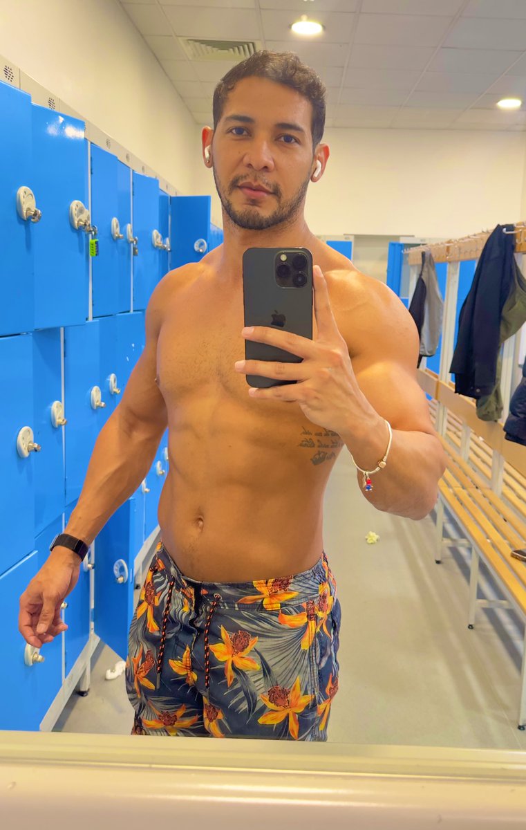 tomalfa5's tweet photo. Back day! 💪🏽😮‍💨 https://t.co/ubYLHv2648