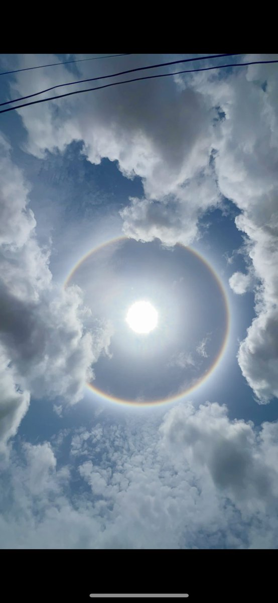 EFYA_Nokturnal's tweet photo. OMG!!! ☁️🌈 DID U SES IT TOO 😍🔐🙏🏾 https://t.co/QdTnrxWW0R