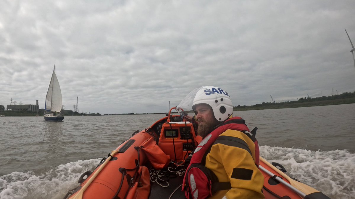 Very pleased to share the news that I'm now a Lifeboat Coxswain at @SevernRescue. This comes after 3 years of training with SARA Newport, and ~5 years of prior service as Crew with <a href="/TheMumblesRNLI/">TheMumblesRNLI</a> <a href="/RNLI/">RNLI</a>.