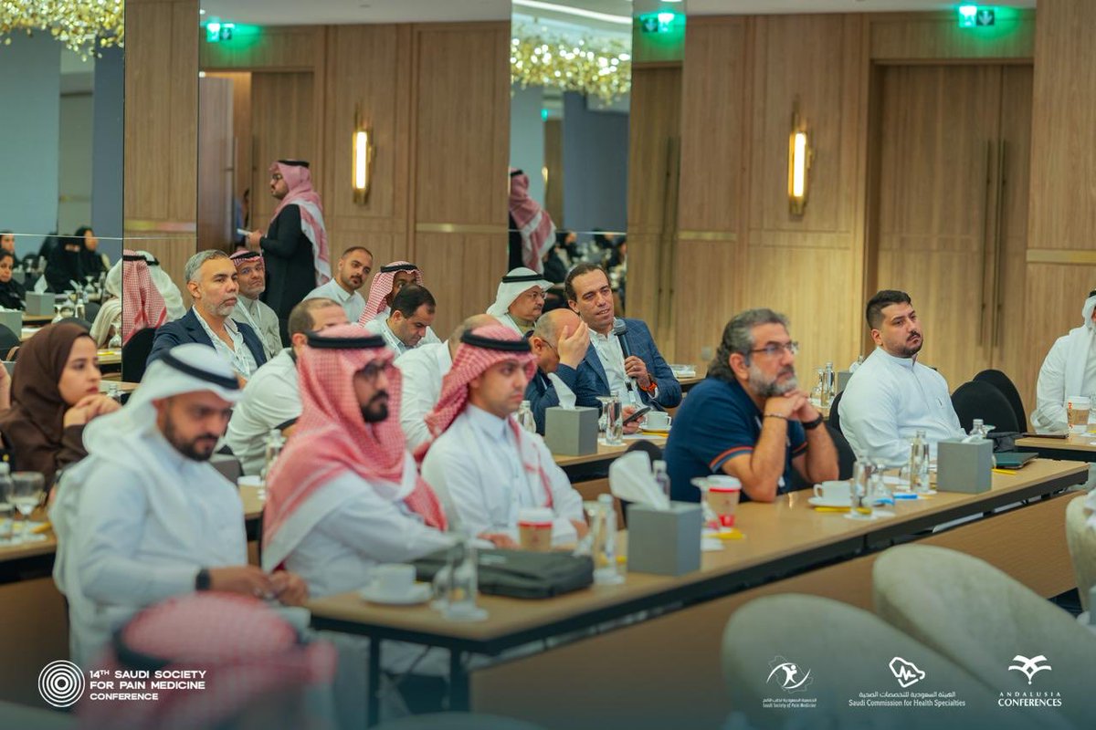 SSPainMedicine's tweet image. نقاشات واراء هادفة بين المتحدثين والحضور في المؤتمر الرابع عشر للجمعية السعودية لطب الألم 

#kauweb
#fom_med_kau 
#kauhospita
#Nursing 
#pain  
#صحة
#جامعة_الملك_عبدالعزيز